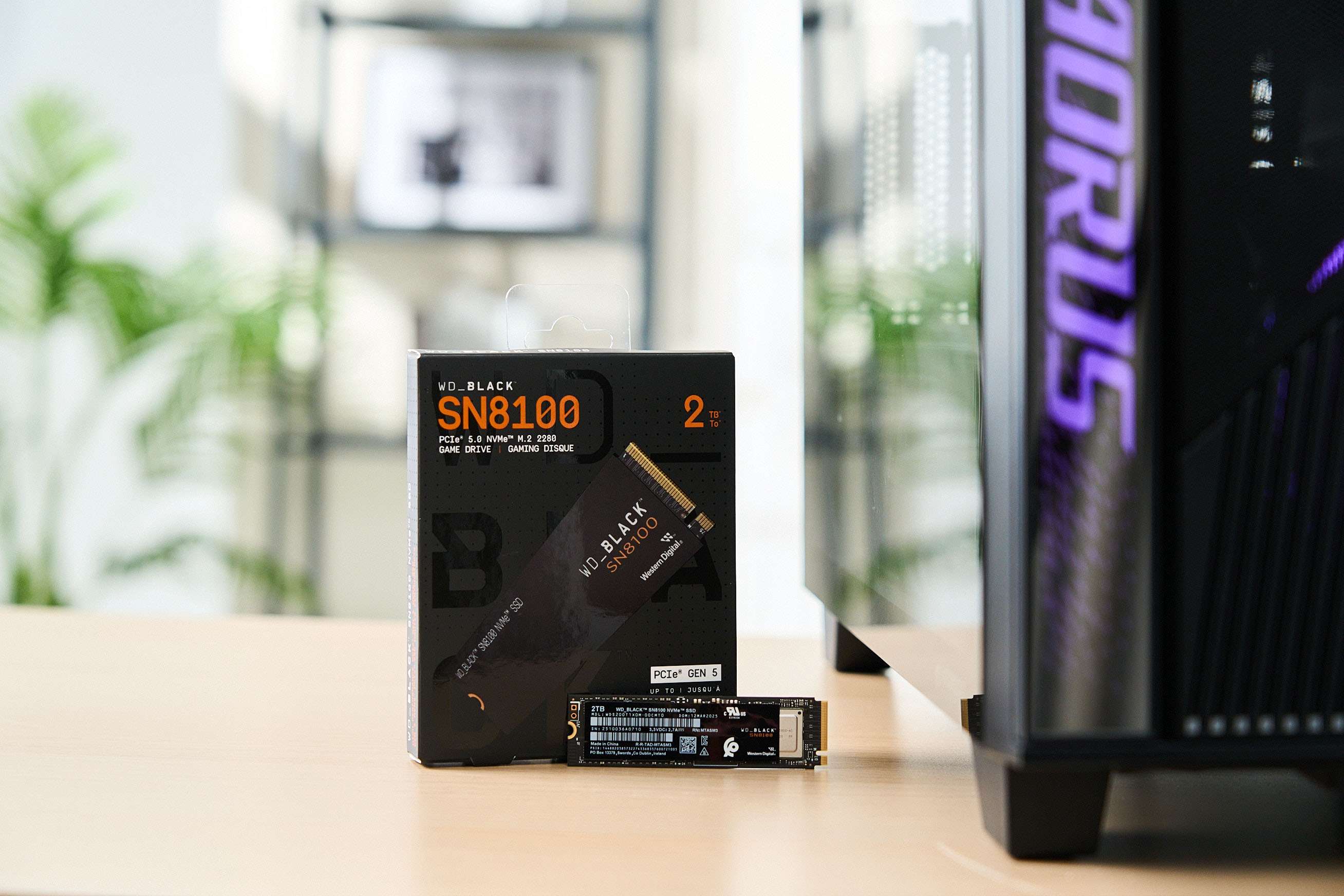 SANDISK Optimus GX PRO 8100 NVMe SSD 開箱實測：極速傳輸效能優異，為追求頂尖效能而生！