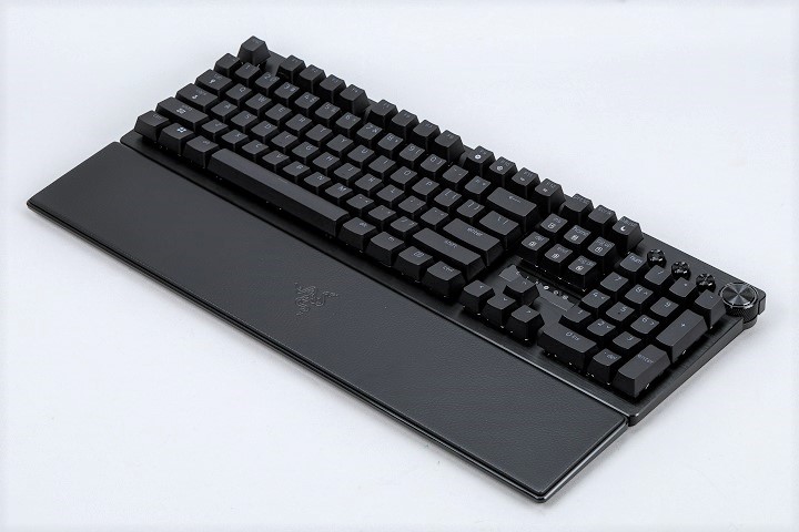 Razer Huntsman V3 Pro 8KHz 評測：8,000Hz輪詢率與第二代類比光軸，為 FPS 競技而生的完全進化