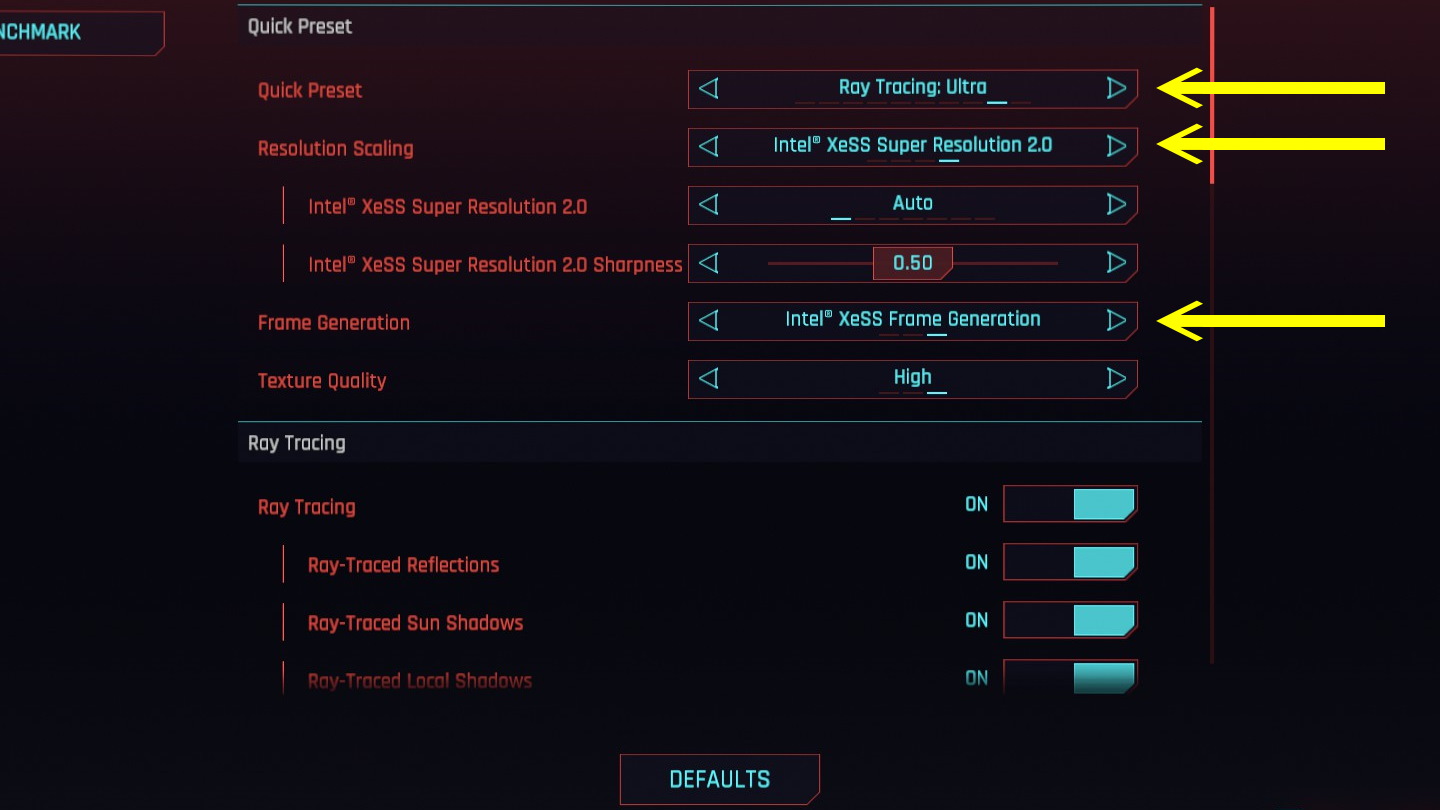 《電馭叛客2077》測試套用「光線追蹤最高畫質」（Ray Tracing: Ultra）設定範本，開啟XeSS超解析度2.0以及畫格生成。