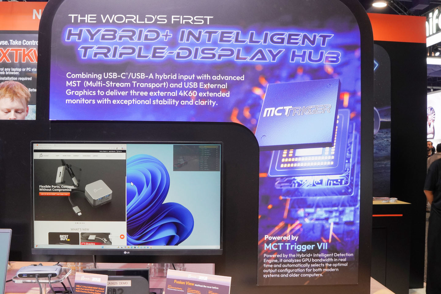 擴充底座採用自家研發的MCT Trigger VII晶片，能夠自動偵測主控端電腦，切換DisplayPort Alternate Mode或USB顯示卡模式。