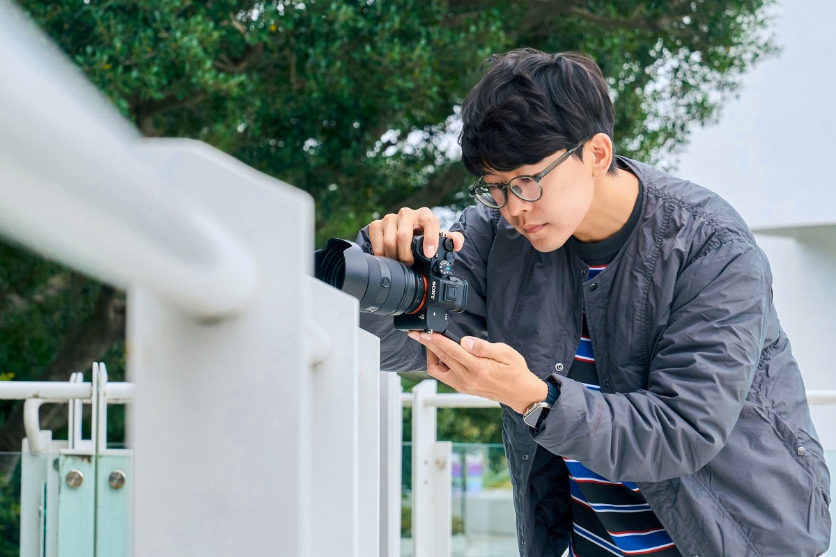 在北海道暴風雪中驗證實力，旅遊攝影師里卡豆的 Sony α7 V 動靜態拍攝筆記