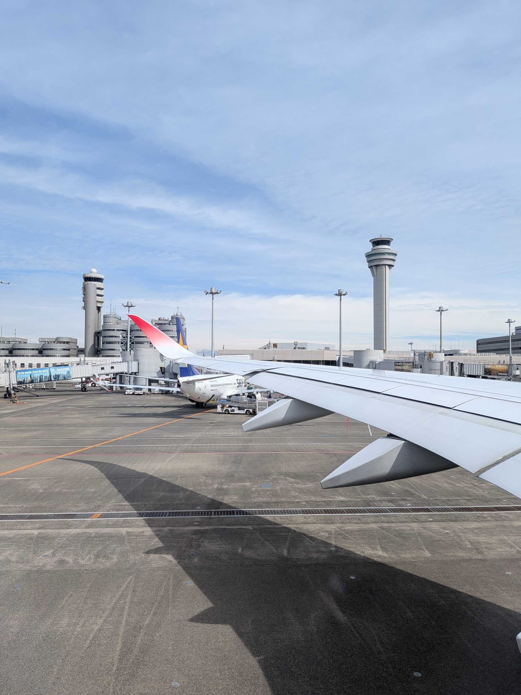 Google Pixel 10a 開箱：鏡頭平了、AI 更強了，這支「親民機」值得入手嗎？