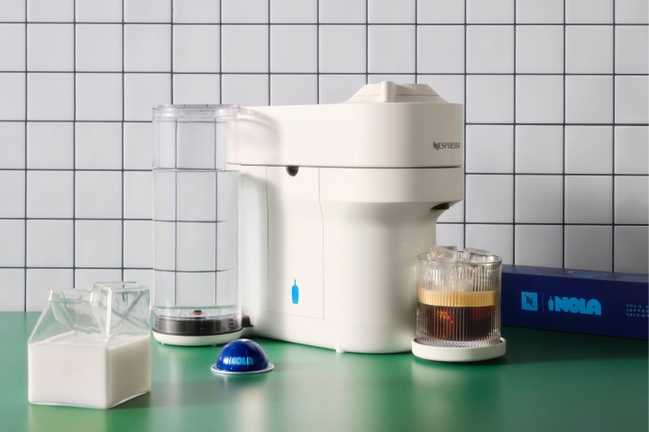 在家也喝得到藍瓶咖啡！Nespresso 攜手 Blue Bottle 推出 NOLA 經典膠囊＋限量咖啡機同步開賣