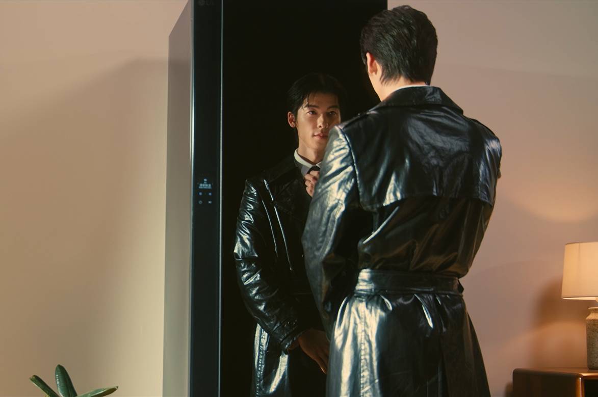 LG Styler 母親節活動開跑，代言人許光漢演示衣物除臭與日常護理方式