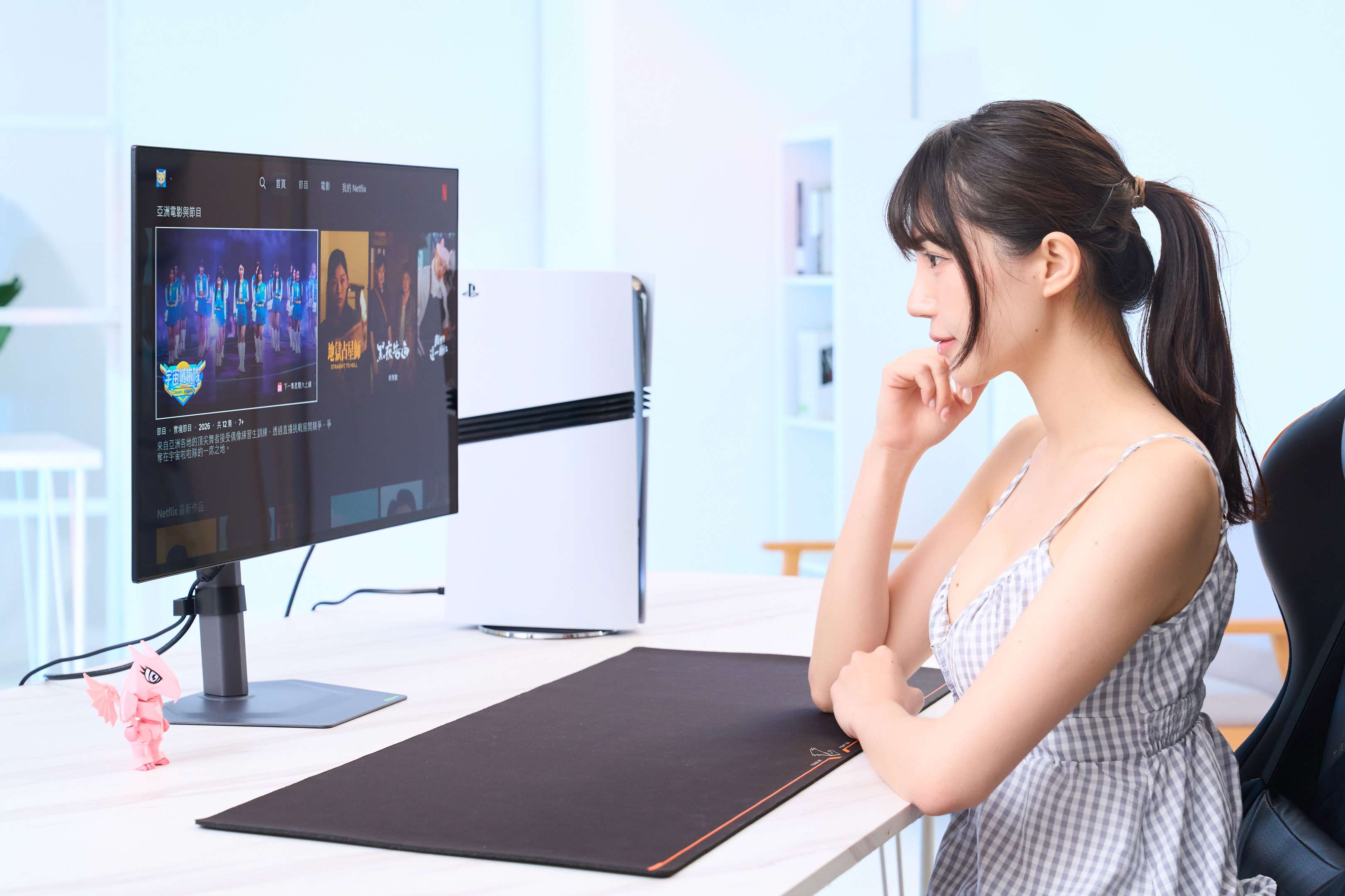 技嘉 MO27Q28GR 電競顯示器實測：第 4 代 WOLED 面板 + 雙模解析度，通吃 FPS 電競、3A 大作與 HDR 影音的最佳之選