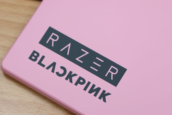 Razer X BLACKPINK 聯名開箱：DeathAdder 滑鼠、Ornata V3 鍵盤換上粉黑美學，打造 K-POP 電競周邊