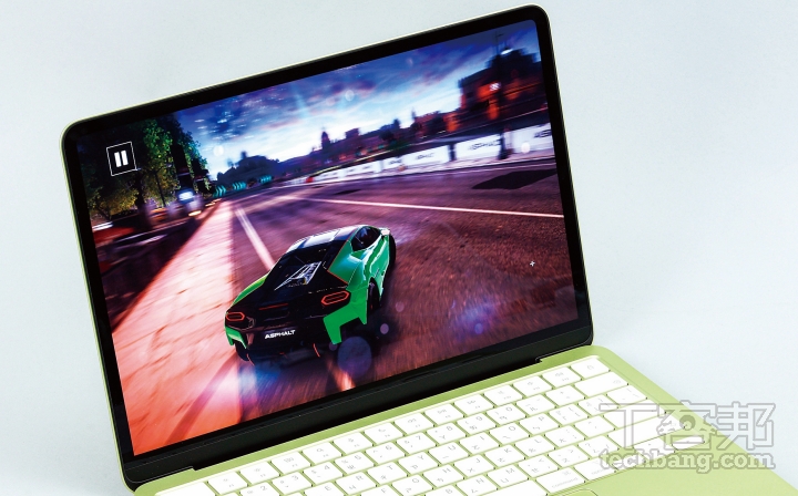 以 MacBook Neo 的效能除了日常文書、網頁瀏覽、影音播放，也可以玩些輕量遊戲。