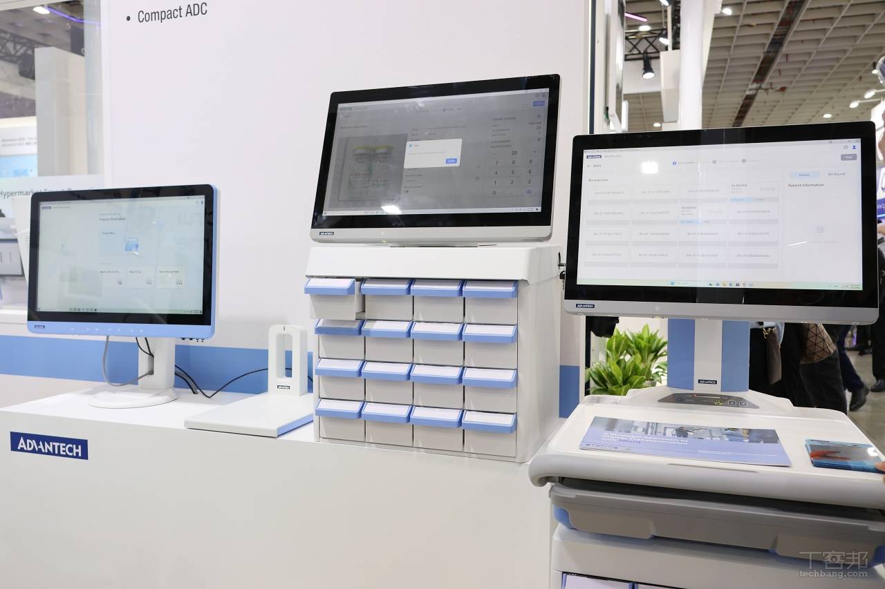 【COMPUTEX 2026】研華智慧醫療解決方案：PAX 系列 4K 手術螢幕、AMiS 智慧藥櫃與低功耗電子紙智慧病房