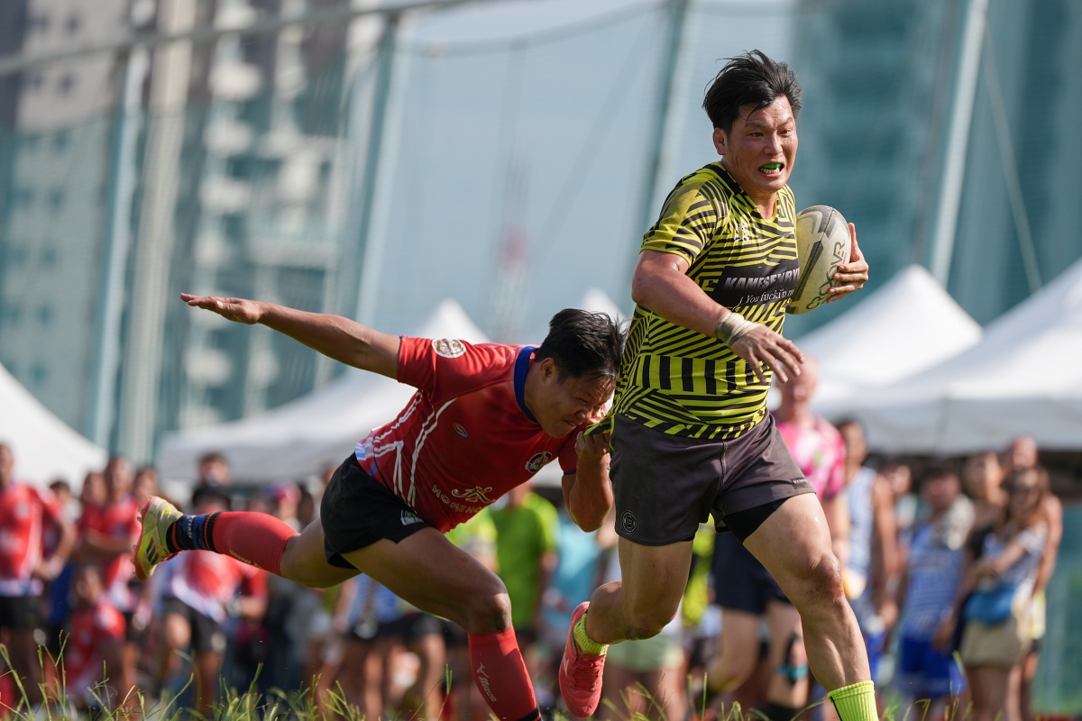 Sony α7R VI + FE 100-400mm F4.5 GM OSS、326mm，F4.5、1/1000s、ISO 160。（看大圖）