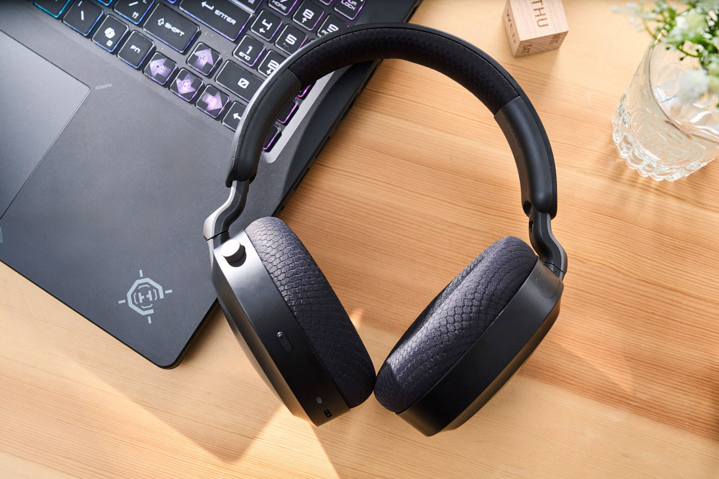 MSI MAESTRO 500 WIRELESS 三模無線降噪電競耳機評測：兼顧遊戲、通勤與工作的全能選擇