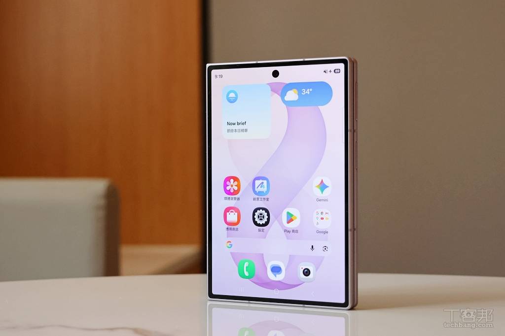 三星 Galaxy Z Fold 8 實測：變矮、變寬、變輕之後，這才是多數人想要的 Fold？