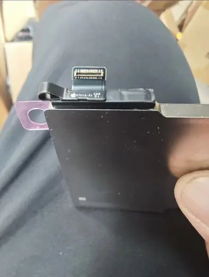 iPhone 史上最強續航！iPhone 18 Pro Max 電池規格流出，衝破 5000mAh 大關