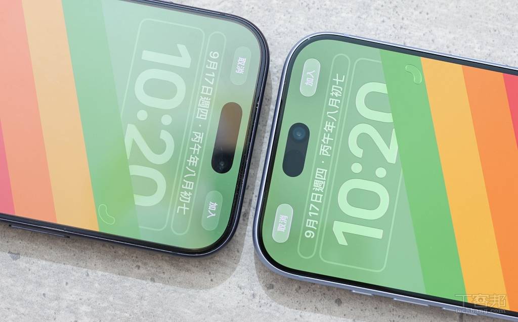 左為 iPhone 17 Pro，右為 iPhone 18 Pro。