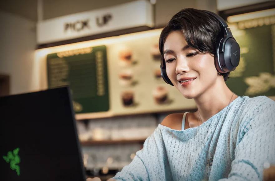 Razer Barracuda V2 Pro 無線耳機登場:支援 7.1.4 虛擬環繞音效、70 小時續航,售價 6,990 元